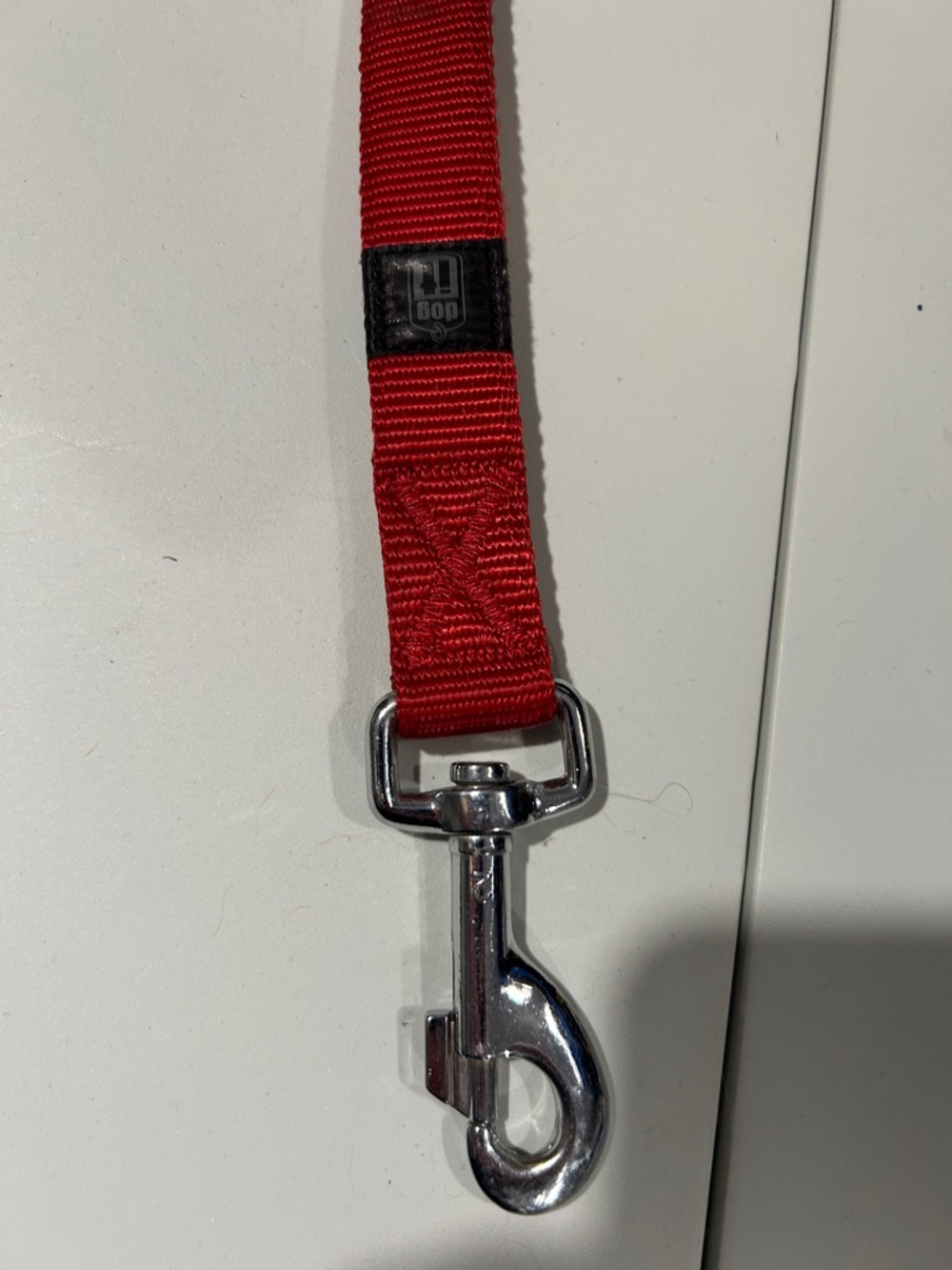 Red Dog Leash - Durable Nylon Lead - Picture 2 of 3
